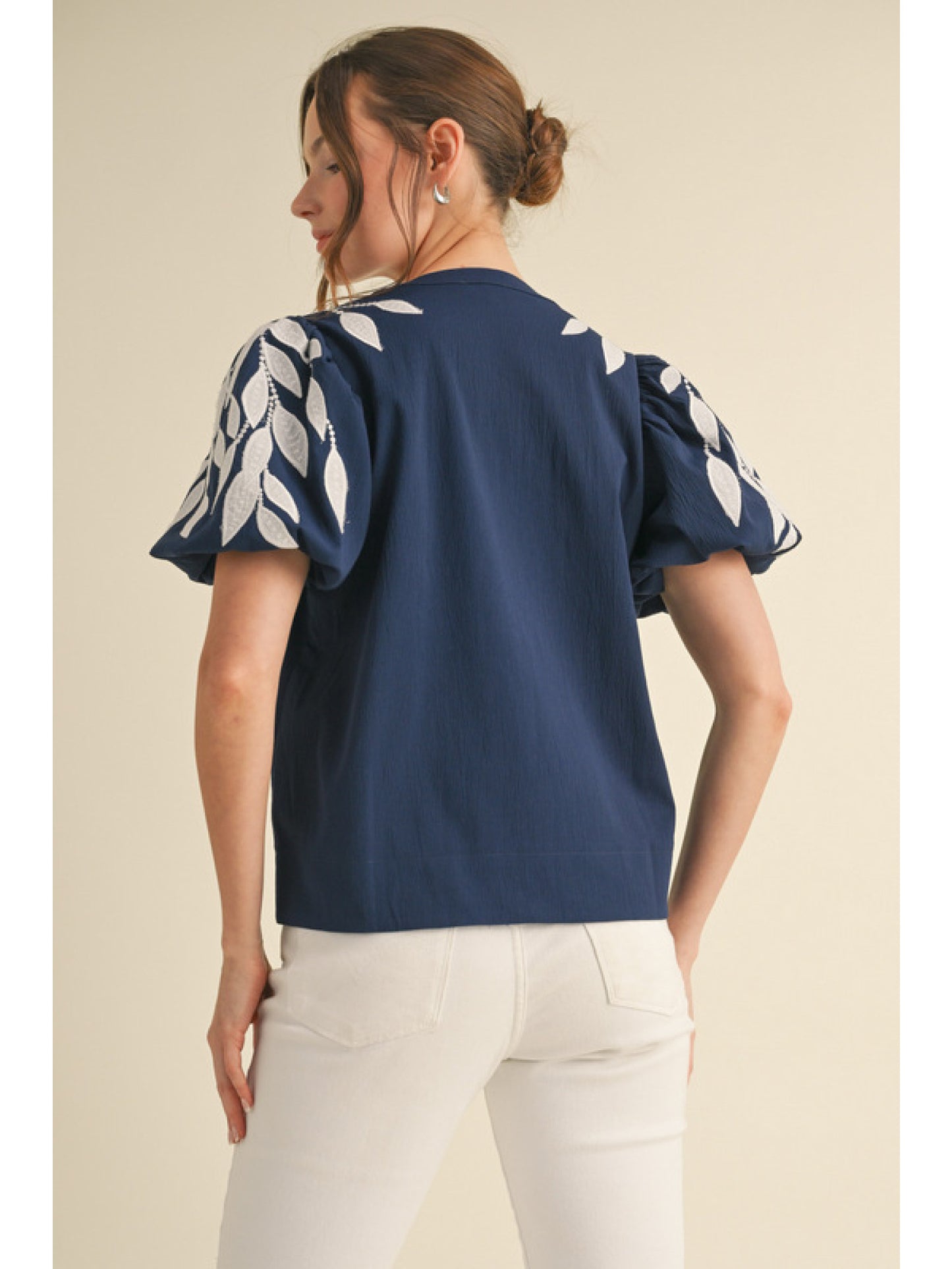 Embroidered Puff Sleeve Top