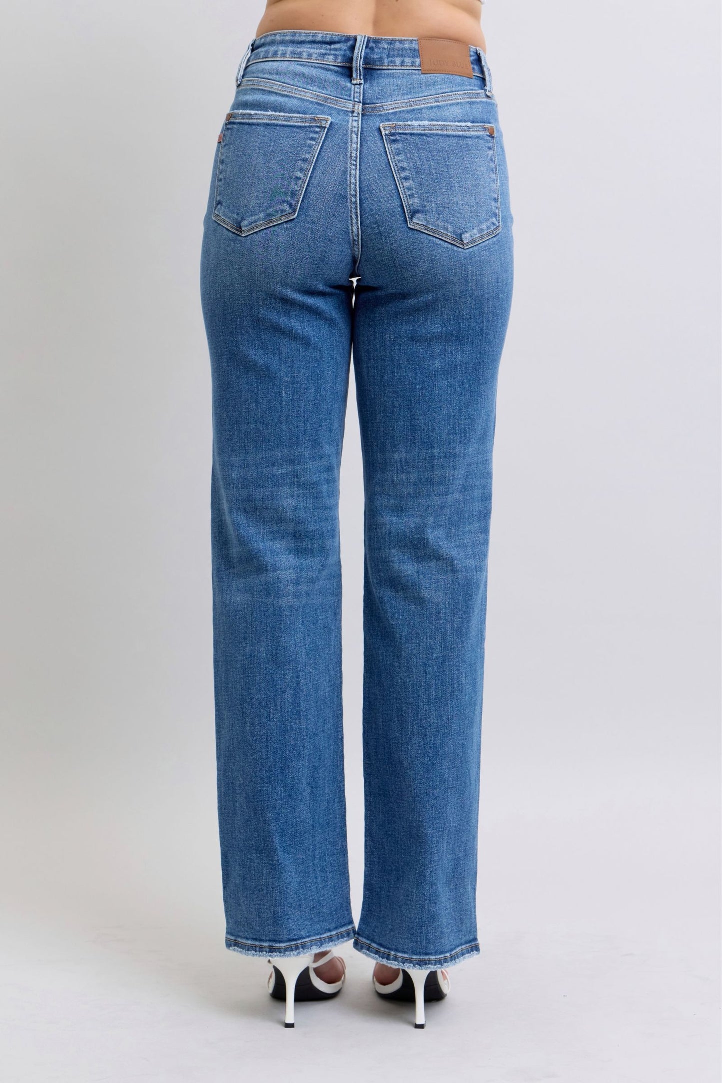 Judy Blue High Waist V- Front Vintage Wash Straight Fit