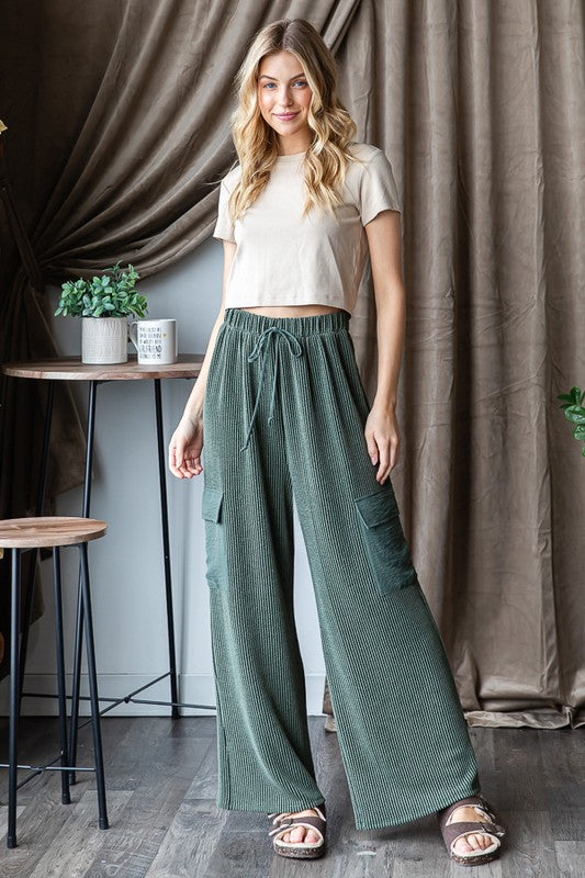 Olve Ribbed Cargo Pants