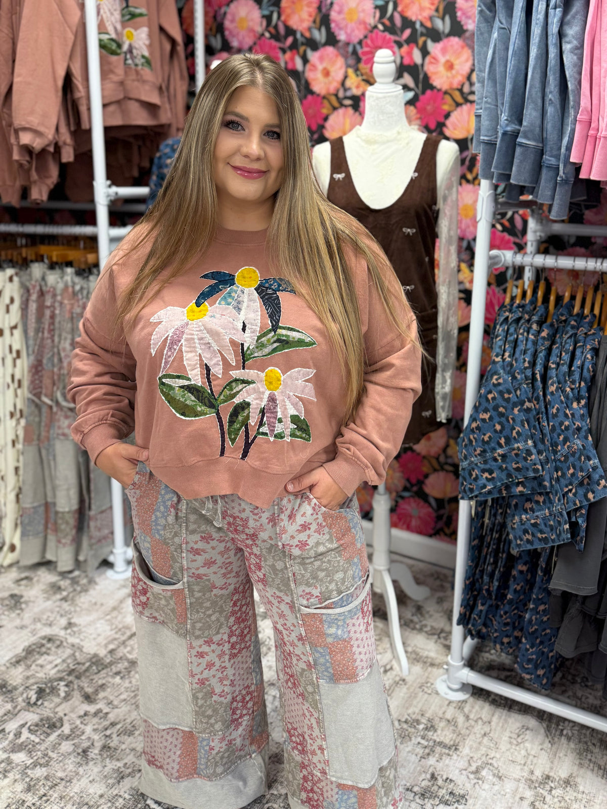 Flower Appliqué Sweatshirt