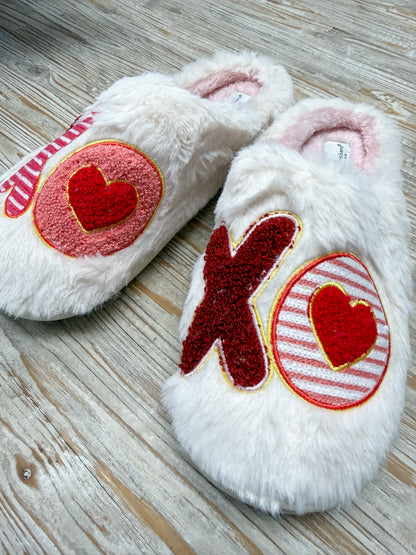 XOXO Fuzzy Slippers