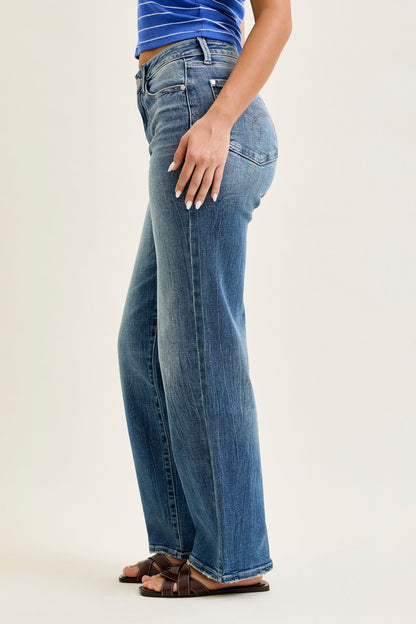 Judy Blue Mid Rise Straight Leg