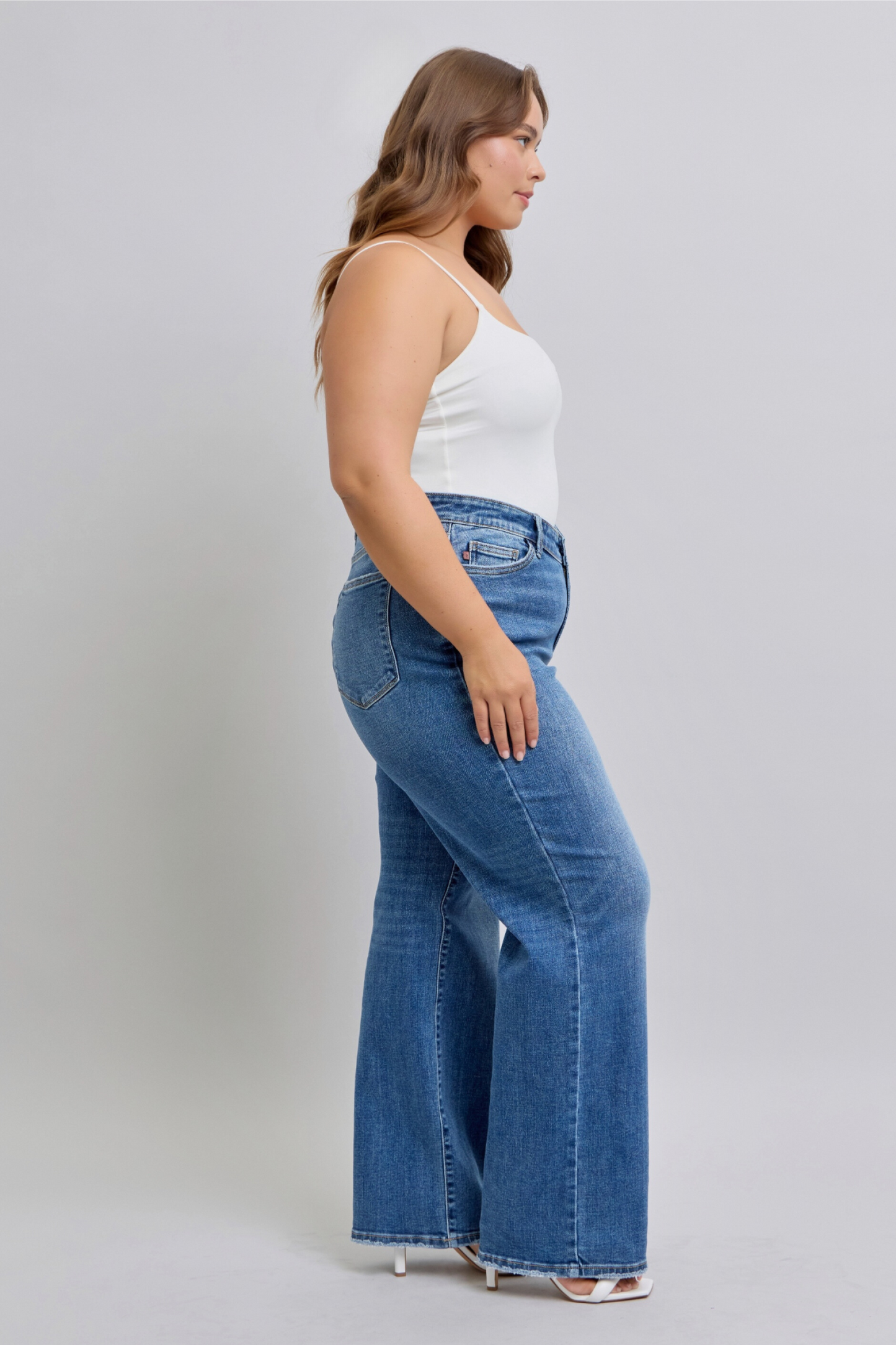 Judy Blue High Waist V- Front Vintage Wash Straight Fit