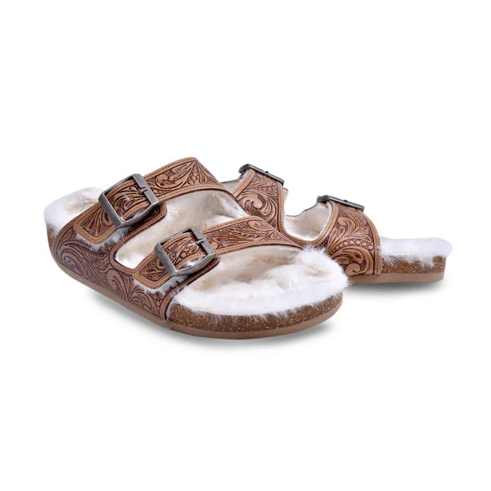 Trail Winder Fur Comfort Leather Sandals