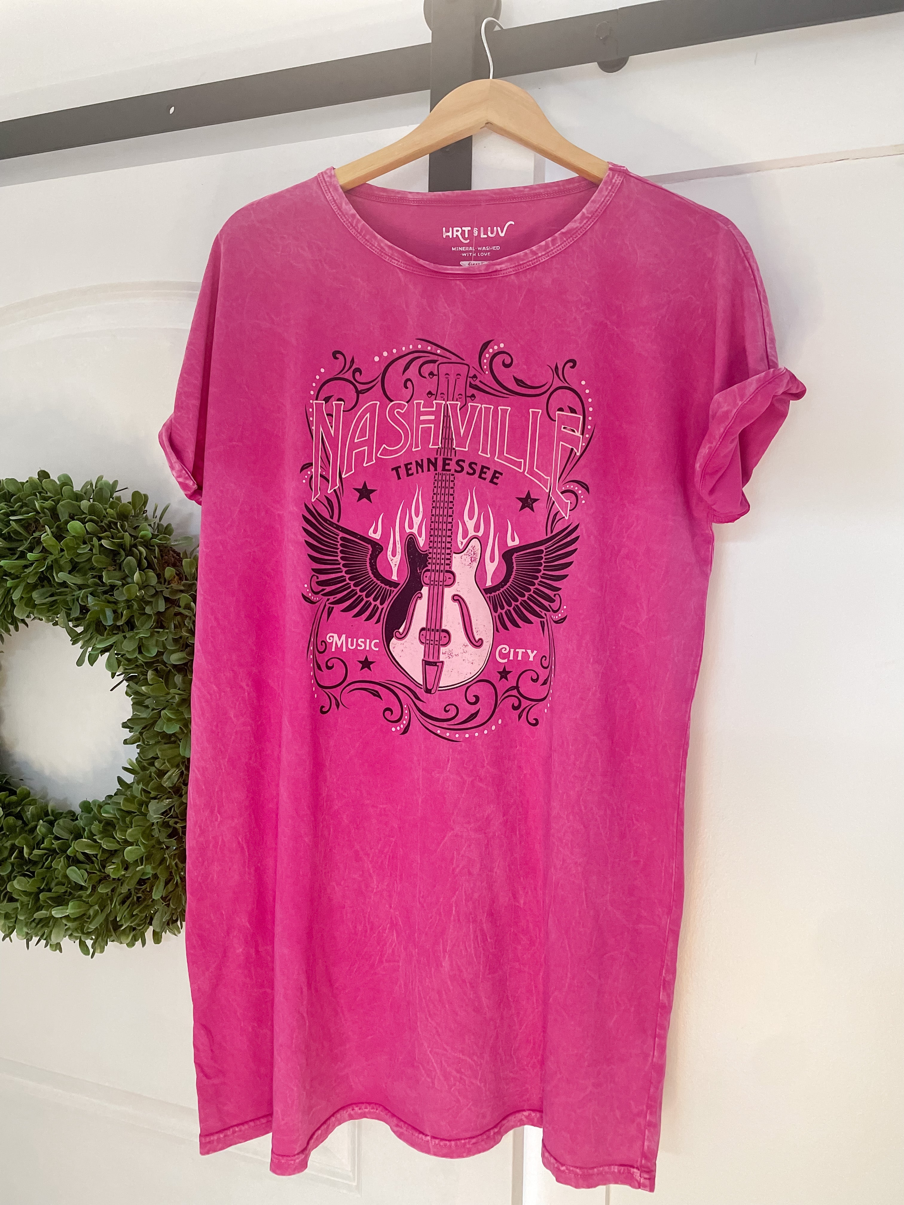 Nashville Music City Magenta Graphic Tee Dress – Reese and Co